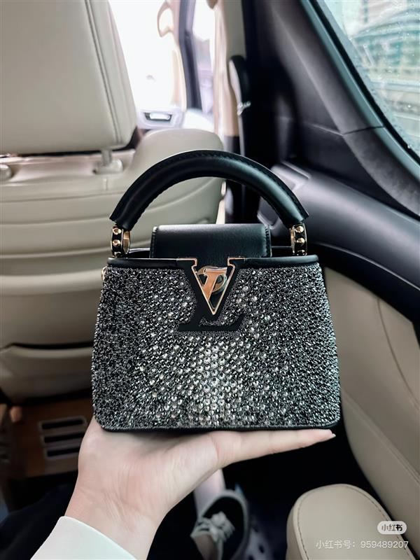 2026120164331973 830